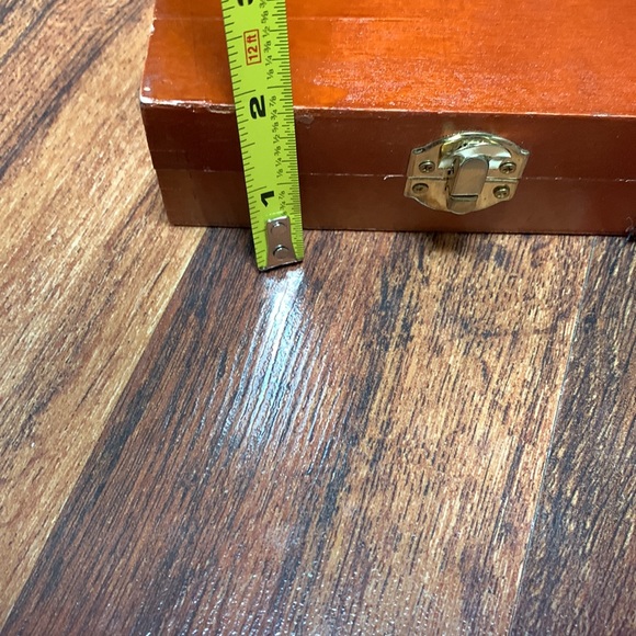 Art set in wood case, includes pastels, colored pencils, watercolors, markers… - Picture 9 of 9